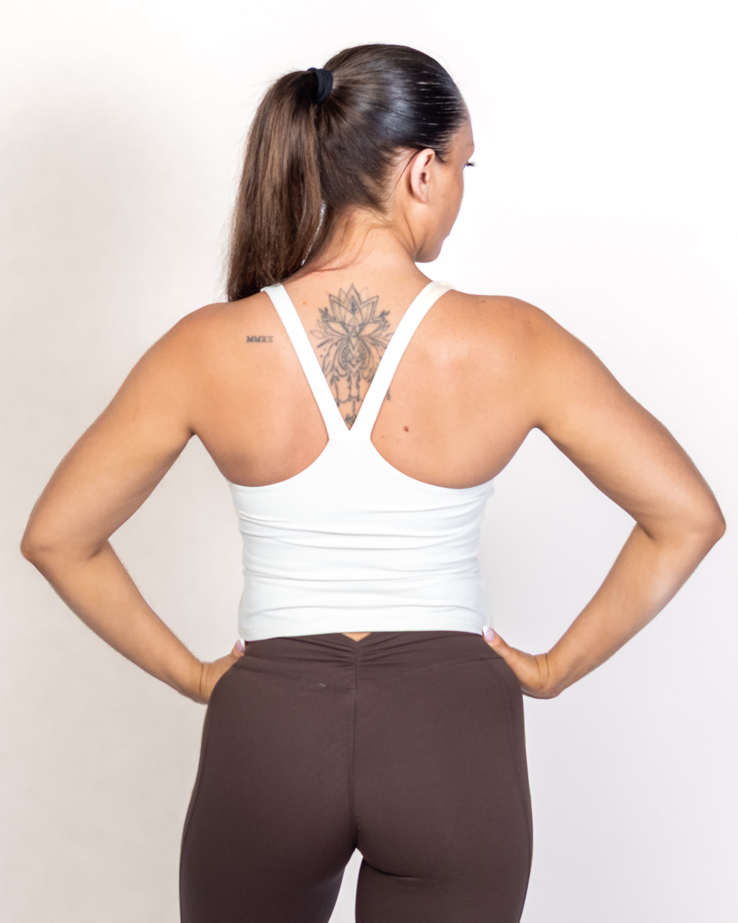 CONTOUR Ribbed Support Tank